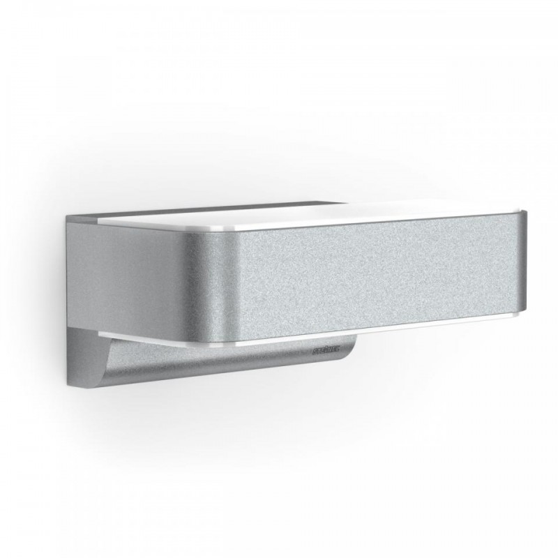 L 810 SC Sensor-switched LED outdoor light 9,8W IP44