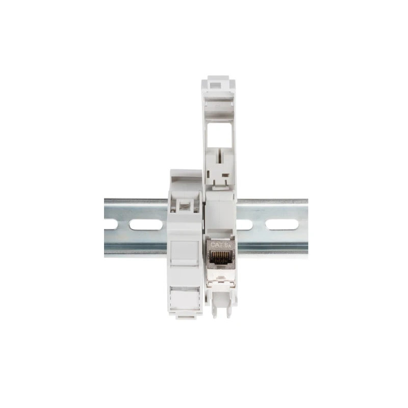 DIN adapter arvutipesale 1xKEYSTONE kaetud (SLIM pesadele)