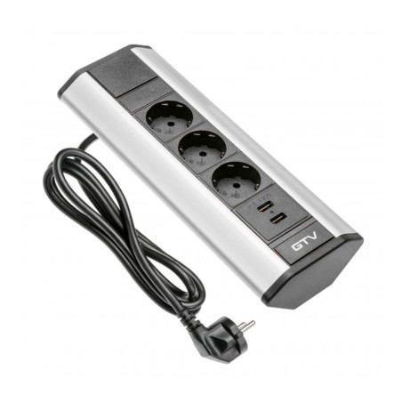 Nurgakinnitusega pikendusjuhe 3 pesa 1,5m  + 2xUSB laadimispesa 2,1A  16A