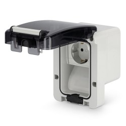 IP66 GERMAN STANDARD SOCKET