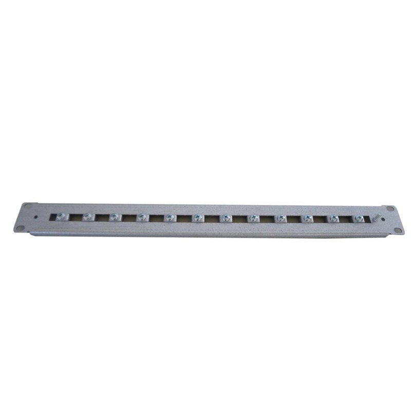 19" maanduspaneel